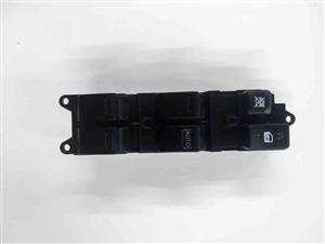 BRAND NEW TOYOTA COROLLA EE90 MASTER SWITCH