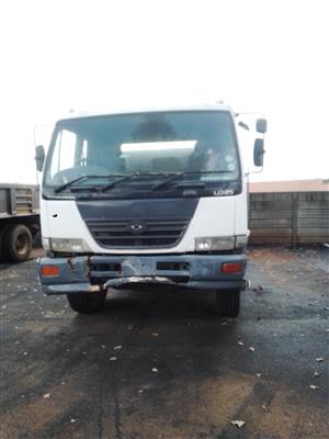 2007 Nissan UD85 A520 Water Tanker