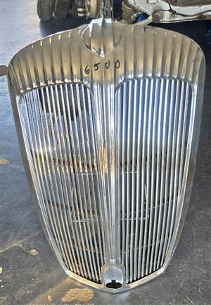 1958-62 Daimler Majestic Grill