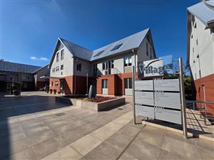 131m2 Office Space To Let at The Village Office Park