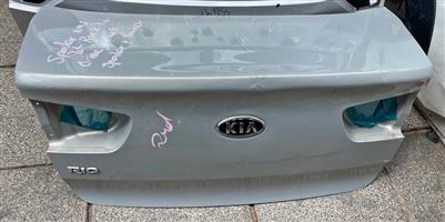 Kia Rio sedan boot lid