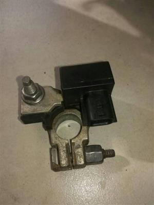 Renault Clio 4 Negative terminal sensor