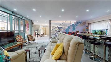 Your dream family oasis awaits! Don't miss out!