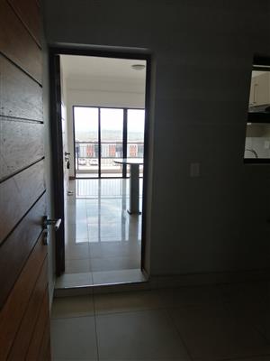 Modern 2 Bedroom, 2 Bathroom Apartment in Prestigious Park Avenue in Umlanga
