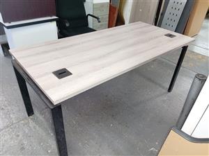 Melamine steel office desk