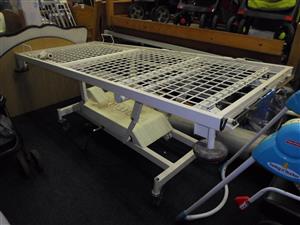 Hospital Bed, used for sale  Gauteng