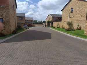 Apartment For Sale in Brentwood