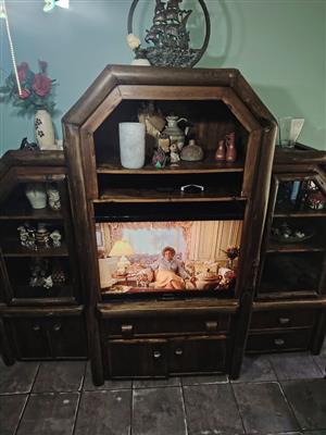 Wall Unit