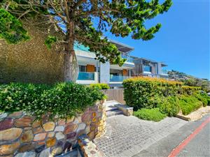 BEACHFRONT LOCK UP AND GO - UNBEATABLE VALUE AND LOCATION!