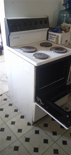 4 plate stove with oven