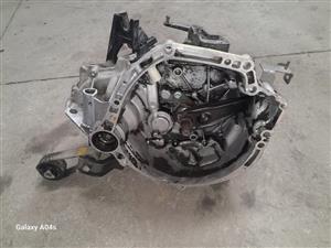 RENAULT KWID 1.0L 3 CYLINDER MANUAL GEARBOX FOR SALE 
