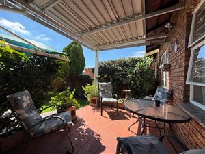 Townhouse For Sale in Randhart