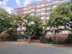 Apartment For Sale in Sunnyside