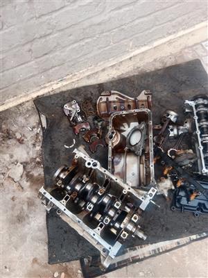 Suzuki Ertiga engine parts k15B 