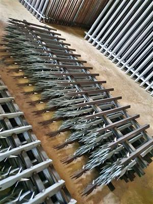 New Palisade fence and gates