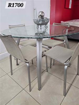 Pre-owned dining sets