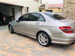 Mercedes Benz C320 CDI with amg sport kit for sale