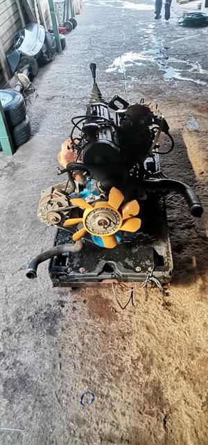 2 Liter Ford Engine & 5speedgearbox