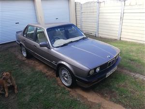 325i e30