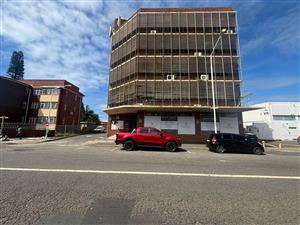 Versatile Wearhouse and Office Space To Let in prime Greyville