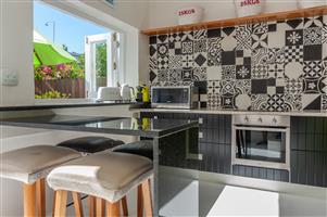 Cozy Two Bedroom Townhouse