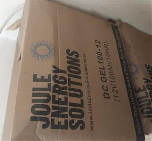 2000W Inverter + 2 x spare batteries for Sale