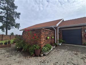 Discover comfort and independence in this beautifully designed Townhouse located in Meyerton.