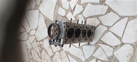 Sandero top cylinder head 