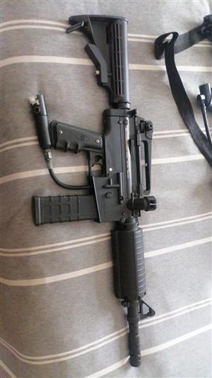 2 Paintball guns