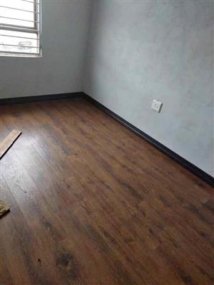 30sqm laminate flooring for sell in excellent condition