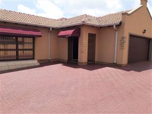 3 Bedroom 2 Bathroom Single Storey Cluster