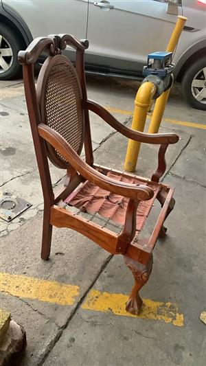 Chair Auntique  