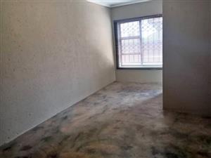 Bachelor units for rental Soshanguve k