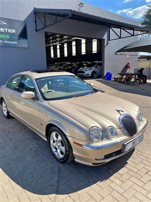 2002 JAGUAR  TYPE