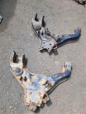 Mahindra scorpio 2.2 lower control arms right side