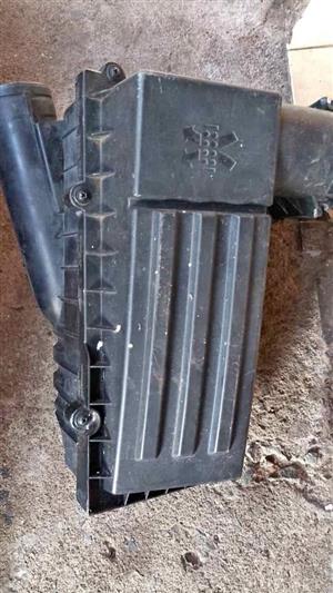 Audi A3 air filter housing top cover