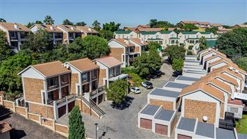 Stunning 2  bedroom Sectional Title for sale in La Montagne, Pretoria—modern living convenience!