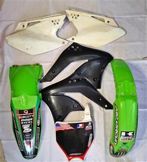 2006-2008 Kx250/450F Used plastics, side covers