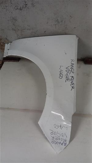 RANGE ROVER VOGUE L460 RIGHT HAND FENDER