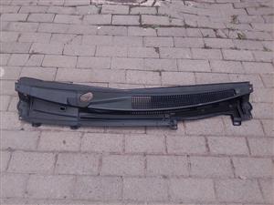 2017 TOYOTA YARIS WIPER COWLING FOR SALE
