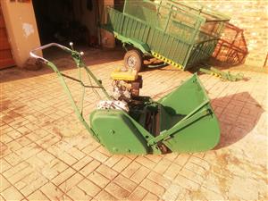 Dennis Mower for large and professional lawns