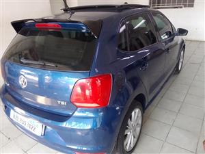 2016 VOLKSWAGEN POLO TSI 1.2 ,BLUE COLOR  PETROL , SUNROOF  