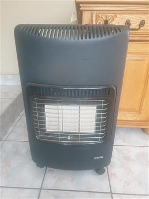 9kg gas heater complete with gas bottle. | Junk Mail