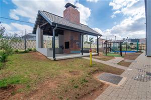 🏡 Exclusive Opportunity: Unit 94 at GRAND VIEWS, Fleurhof Ext 39 – Modern Living at Its Finest! 🏡