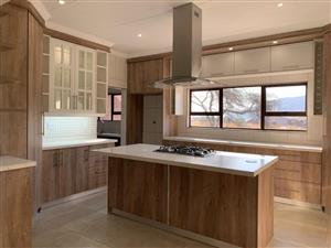 Classic Modern Living in the Bushveld. Your Dream Home Awaits in Kranspoort Vakansiedorp