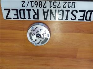 BMW E70 X5 FRONT STRUT BEARING FLANGE NEW AVAILABLE 
