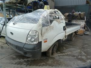 Kia K2700 Workhorse 2.7 Diesel Manual J2 White - 2008 SPARESBOYZ STRIPPING