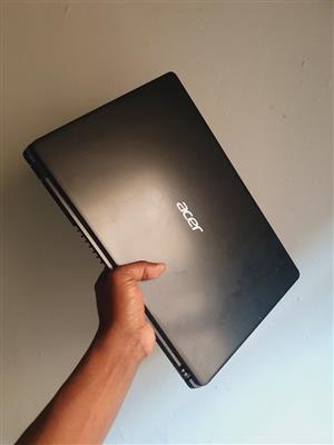 Acer i3 8th gen 8gb ram 1000gb space