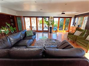 Newly Renovated, Modern Home For Sale in Winterhoek Park.