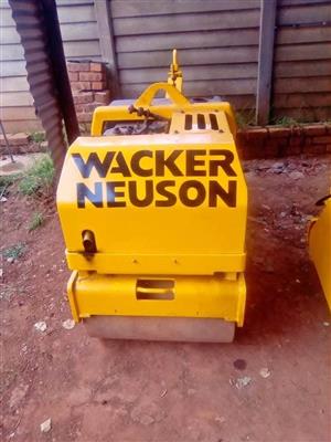 Wacker RD7 walk behind roller